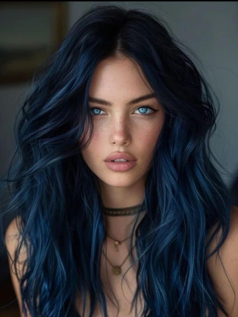 capelli blu notte