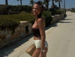 ilary-blasi-look-spiaggia-cappello-prezzo.