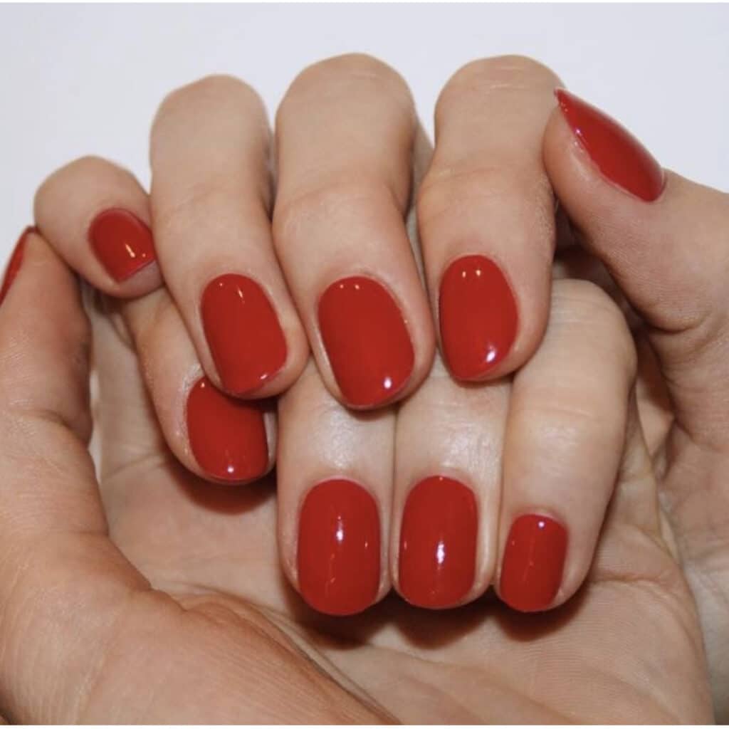 unghie rosse 