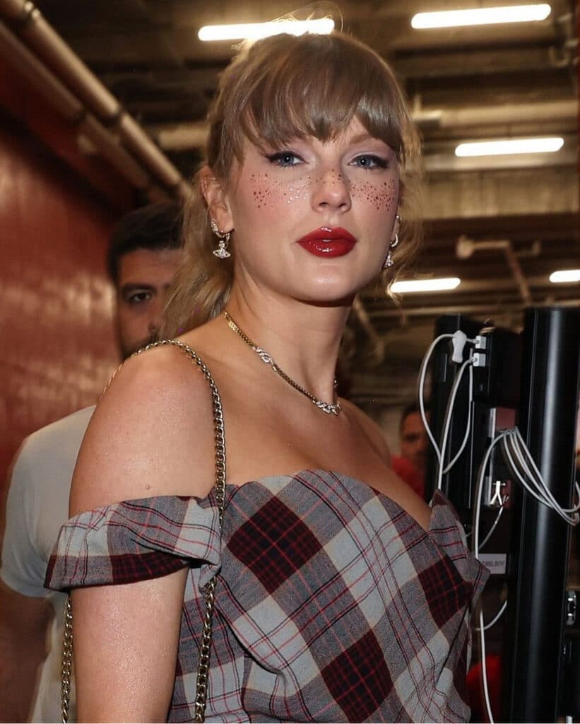 tayloer swift
