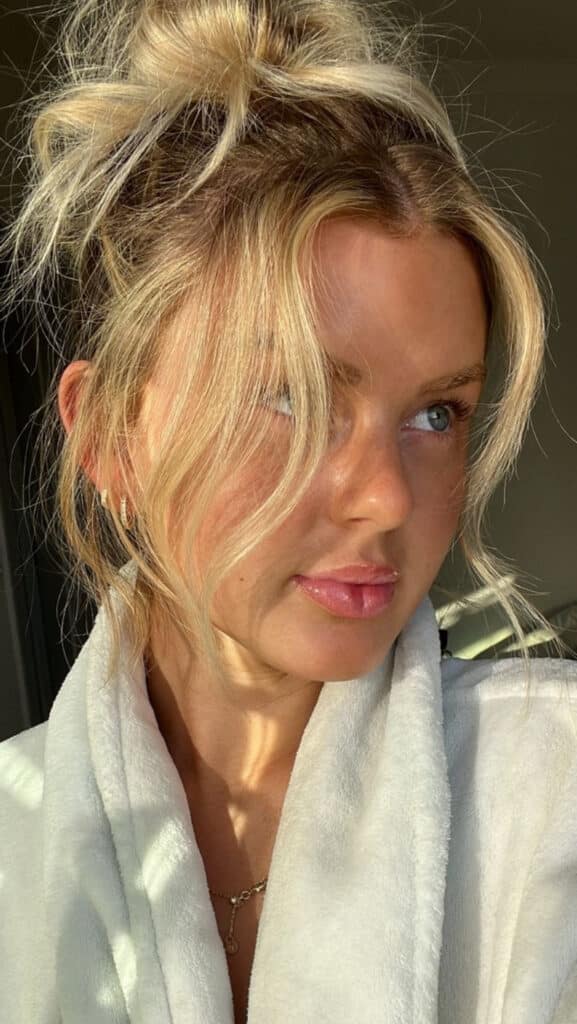 acconciatura con maxi ciuffo