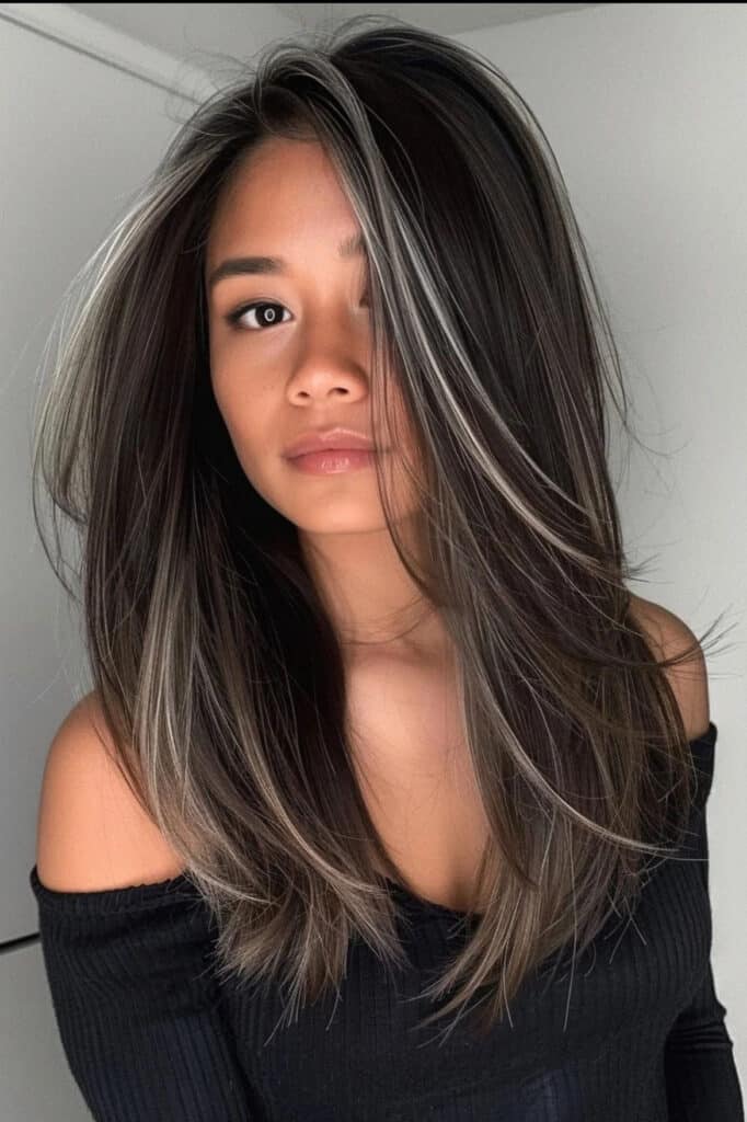 meches biondo freddo su castano