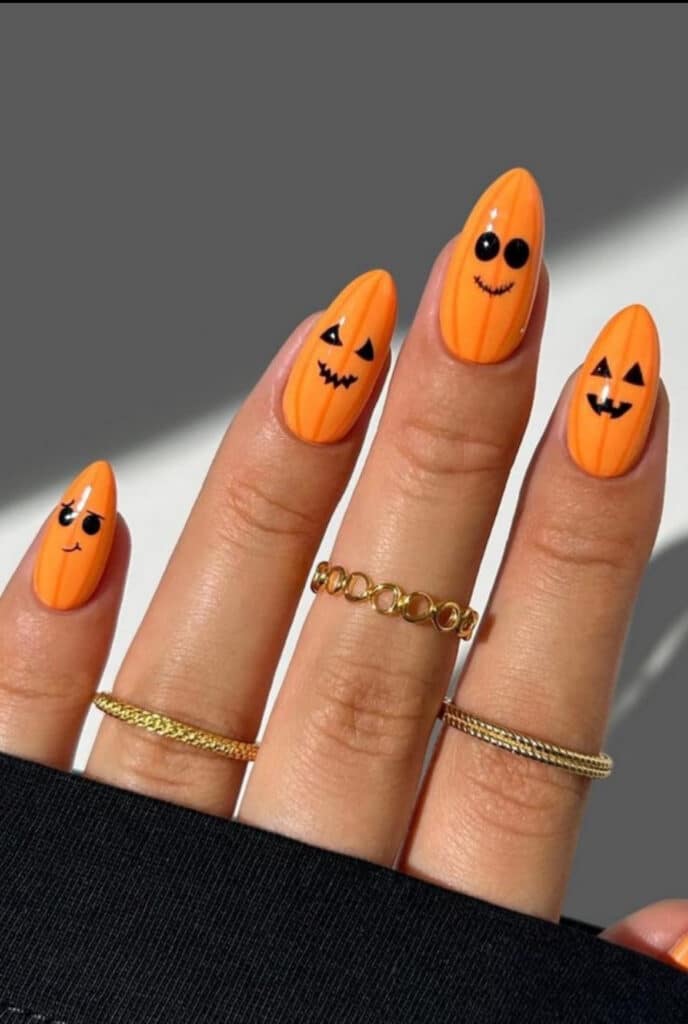 Halloween nails