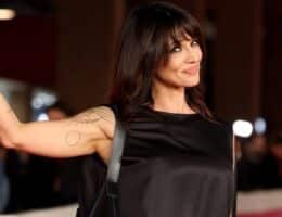 asia-argento-red-carpet-roma-look-dettaglio