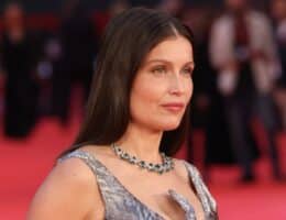 laetitia-casta-look-mini