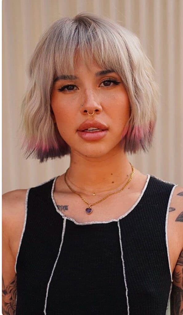 caschetto effetto spettinato