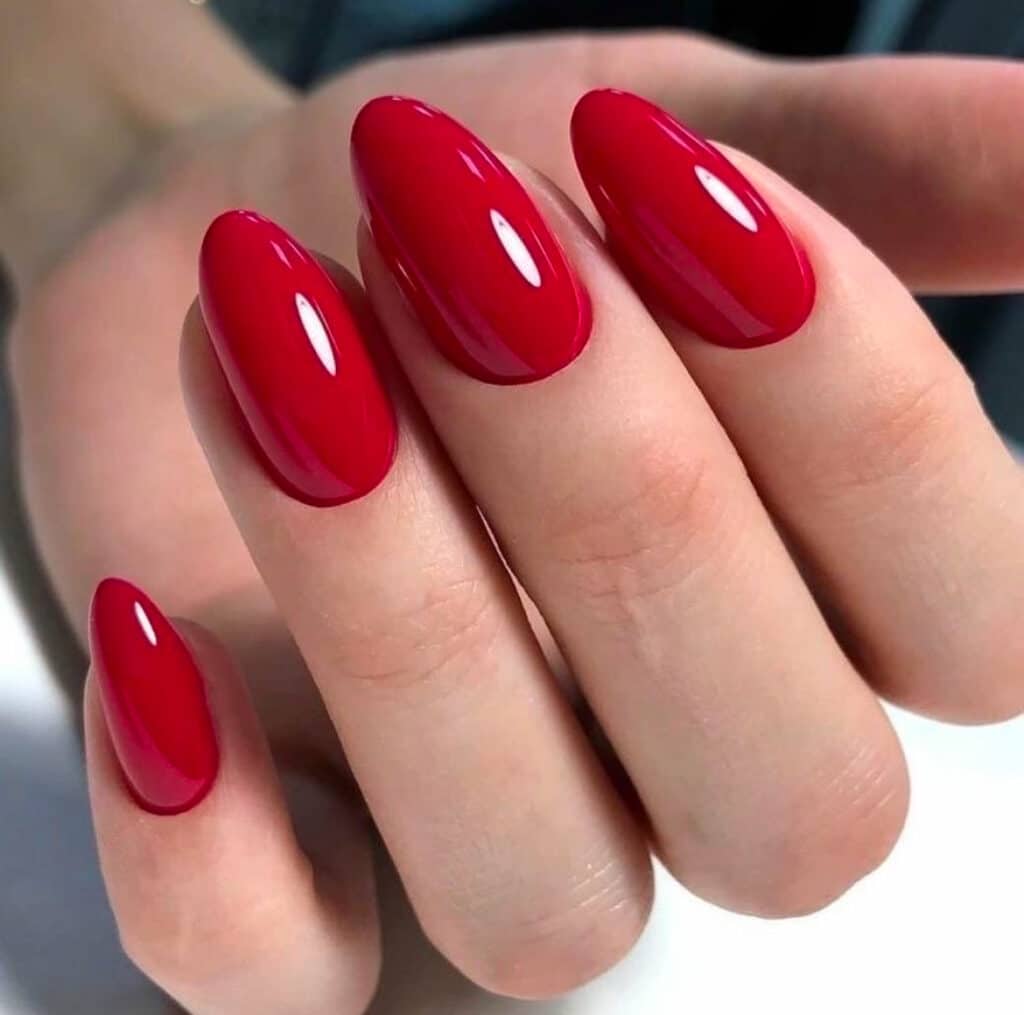 unghie rosse