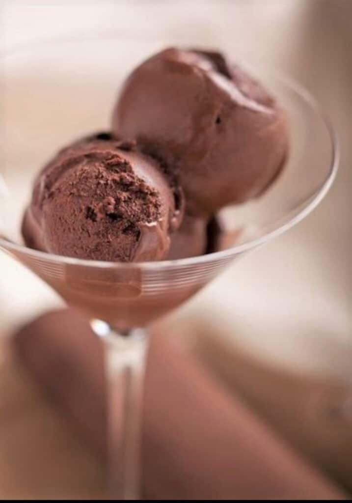 mocha mousse