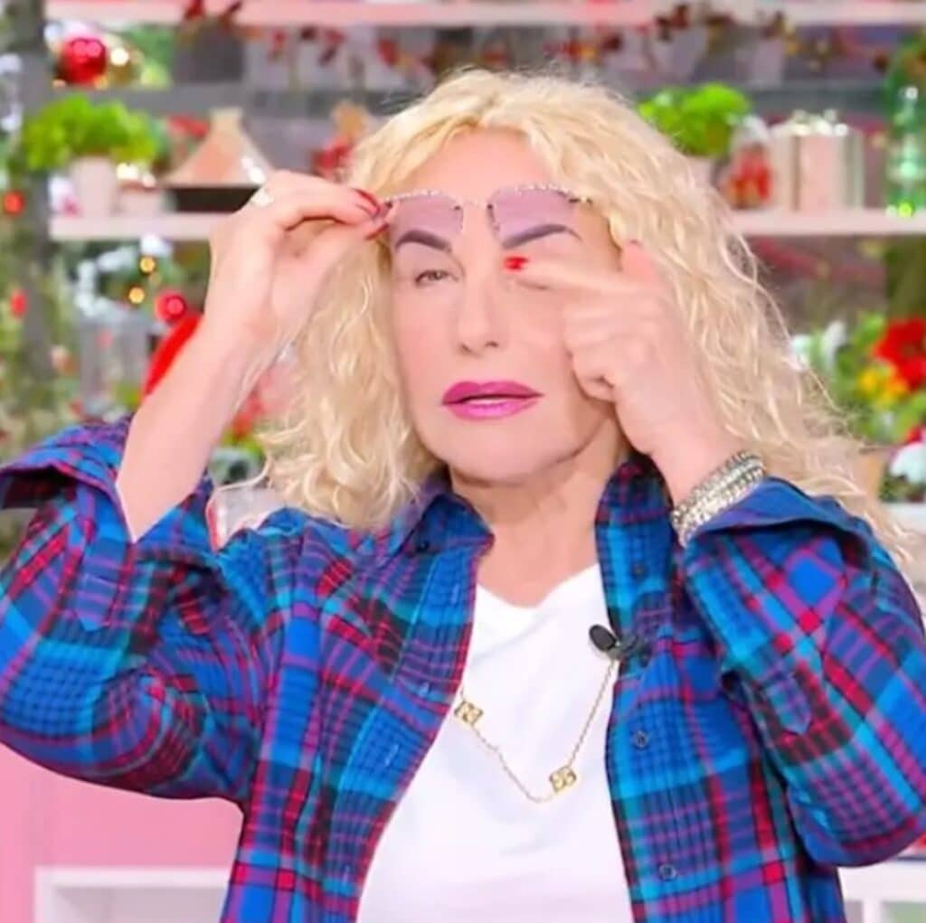 antonella-clerici-occhiali-motivo