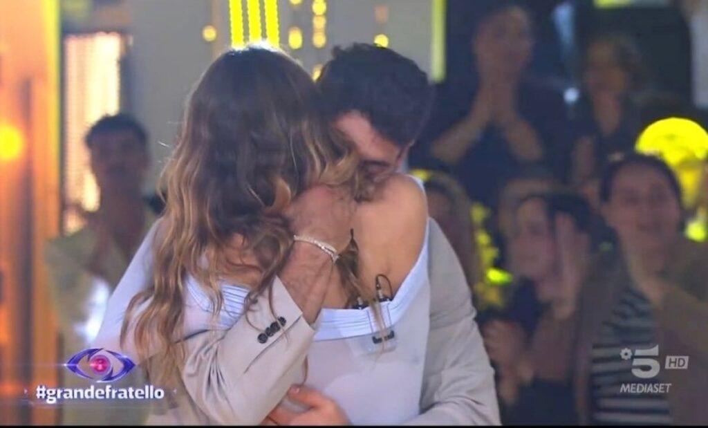 grande-fratello-helena-decisione-montepremi