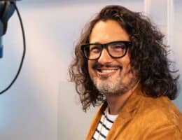 alessandro-borghese-cambio-look-reazione-fan