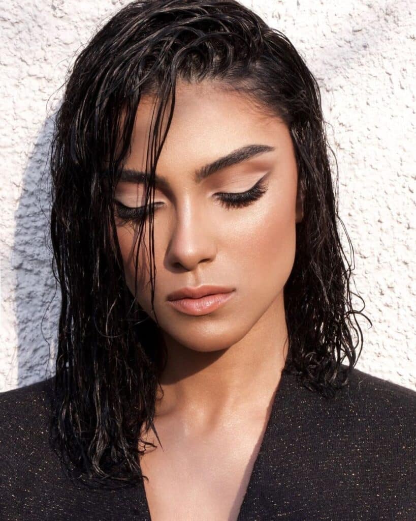 capelli effetto bagnato