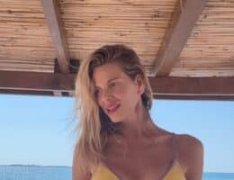 alessia-marcuzzi-bikini-fisico-critiche