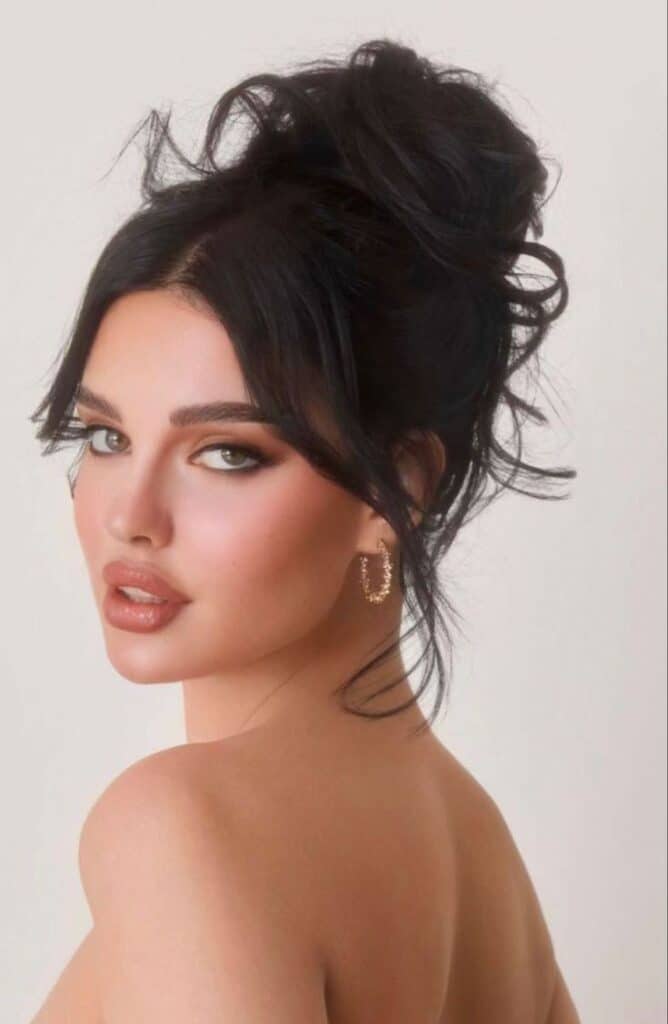 chignon con maxi ciuffo