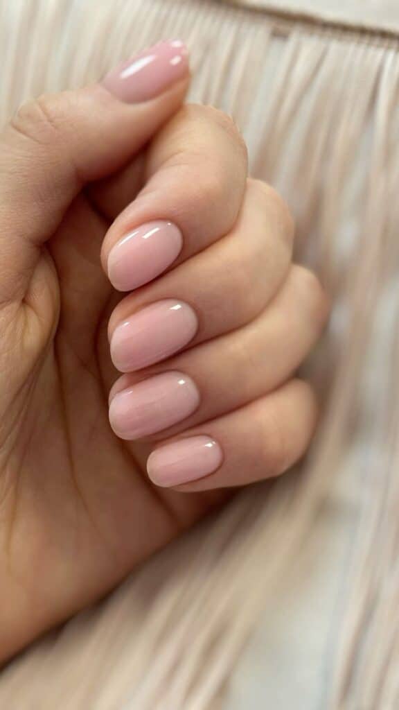 unghie nude