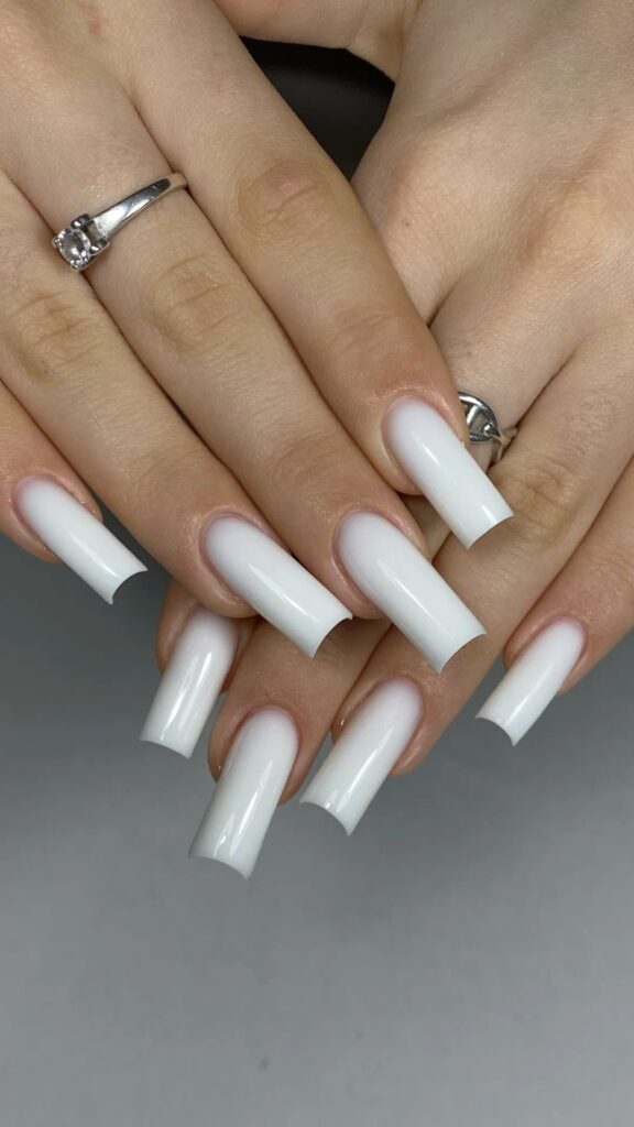 smalto bianco