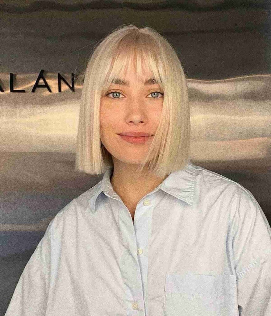 caschetto con frangia