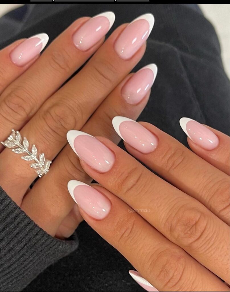 French manicure 