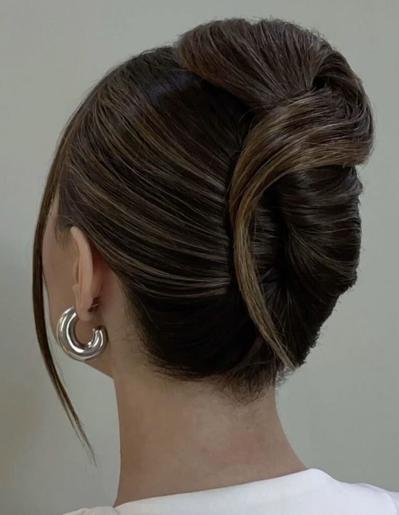 chignon alto 