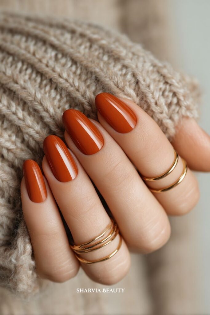 Unghie arancione bruciato