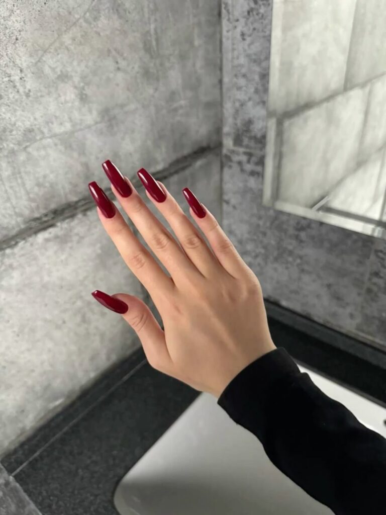 unghie quadrate lunghe 