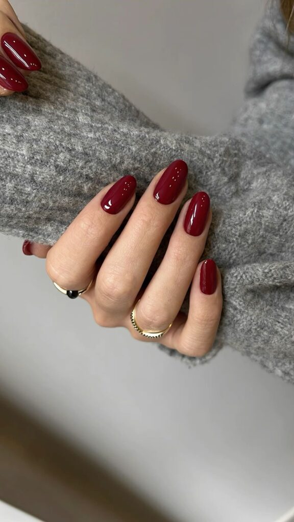 unghie bordeaux 