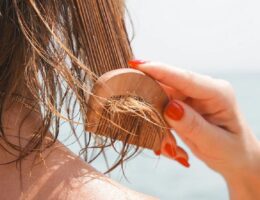 Come curare i capelli dopo l'estate trattamenti
